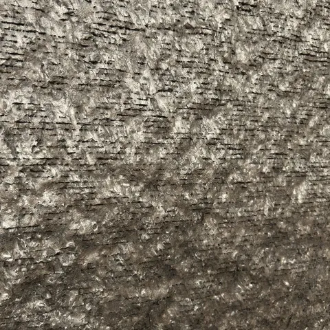 Black Diamond Vibe Rock — иранский тёмный гранит с глубокой текстурой и насыщенной энергетикой.
